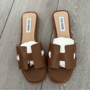 Steve Madden Hadyn Sandal. Cognac Leather. Size 7.5. NWT.
